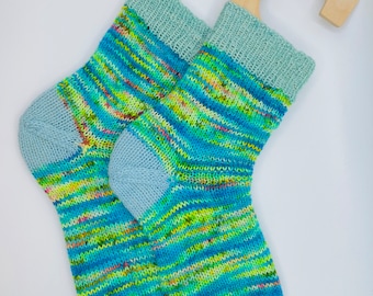 Basic sock knitting pattern to make socks from a tube, knitting instructions for finishing socks  - PDF download