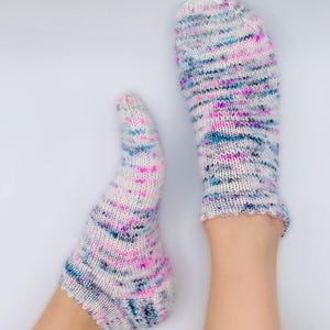Modèle de chaussettes courtes à revers picot - téléchargement numérique - Petits Caprices