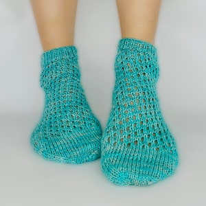 Easy lace socks knitting pattern, openwork lace knit socks, sock pattern, mesh socks - PDF download - Ana Socks by Tuff City Knits