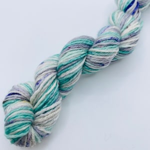 Madelinetosh Euro Sock mini skein, hand dyed superwash merino wool, fingering weight yarn, sock yarn, one mini skein in Surf, Mill End