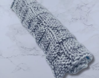 Textured Washcloth Knitting Pattern: Easy Beginner Facecloth (Digital Download)