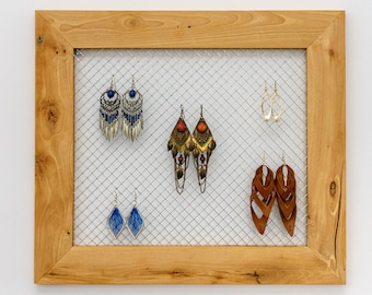Wood earring holder ARTISAN Series with ring holder and square metal mesh