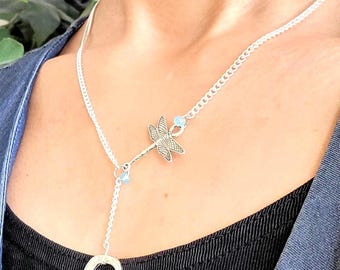 Collar personalizado de libélula, collar en forma de Y de plata con dije de inicial, joyería inspirada en la naturaleza
