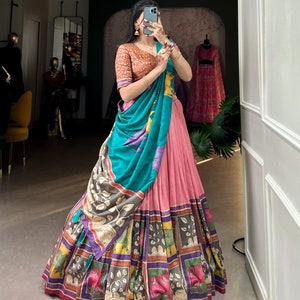 Indische Tussar Seide Lehenga mit Kalamkari mit Folienarbeit tragen Hochzeit Lehenga Choli, Brautjungfer Lehenga Choli, Mehendi Lehenga Choli