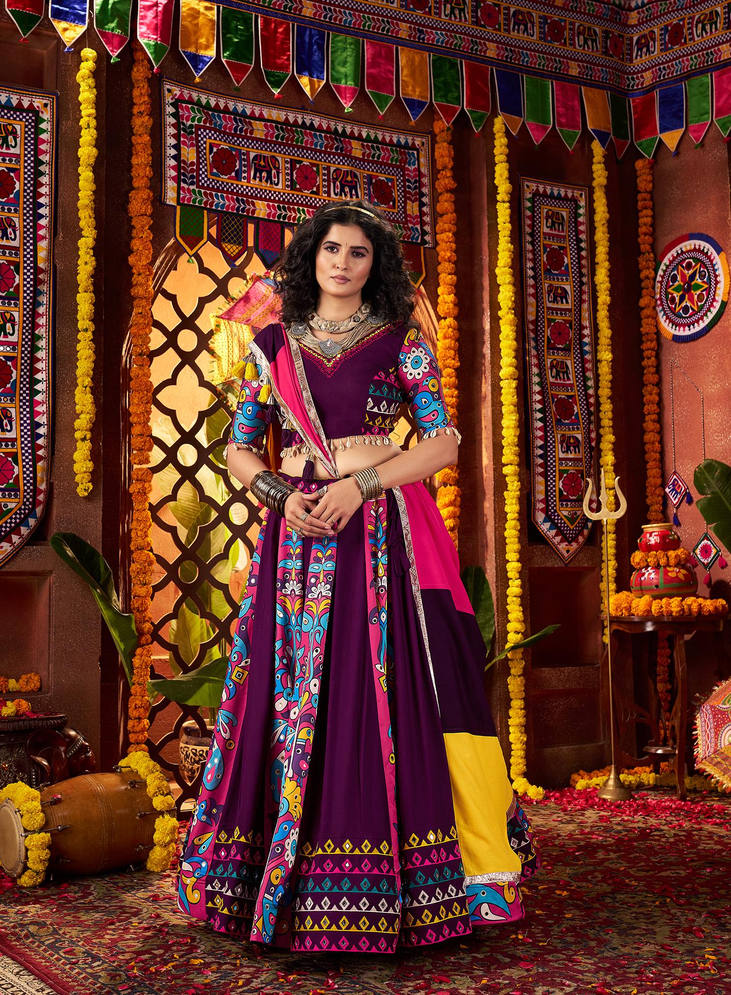 kathiyawadi dress ladies Indian Navratri Dress For Online Occasion Wear Navratri Chaniya Choli, Kediya For Navratri GLITTER PRINTED PROM GOWN