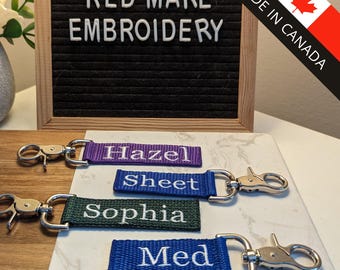 ETIQUETA PARA MANTA DE CABALLO, de doble cara, con clip resistente, etiquetas bordadas grandes y personalizadas para mantas de caballo.