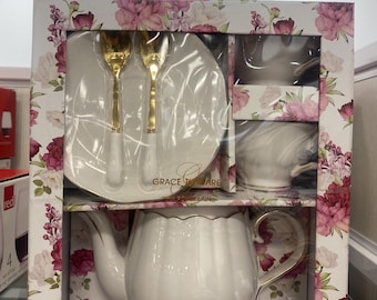 Grace teaware, white and gold tea set, mom gift, Mother’s Day, white teapot, white and gold Grace teaware, Grace teaware set, gift for her