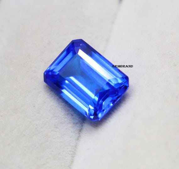 Natural Blue Sapphire Emerald Shape Loose Gemstone - Main Image