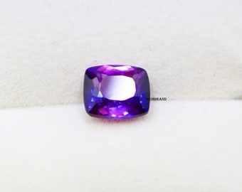 Lila Tansanit Edelstein, 6,45 ct Kissenschliff, zertifiziert