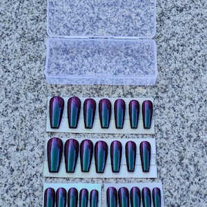 Chameleon Chrome Coffin Nails