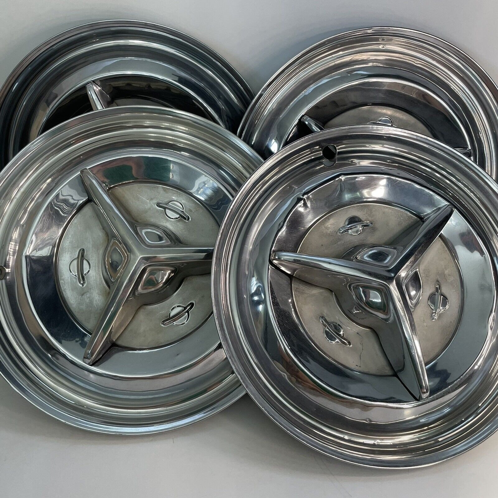 Vtg. 1956 Set of 4 Oldsmobile 15 Hub Caps Etsy
