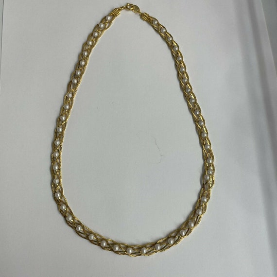 Vintage Sp Avon Gold Yone Faux Pearl Necklace Cha… - image 1