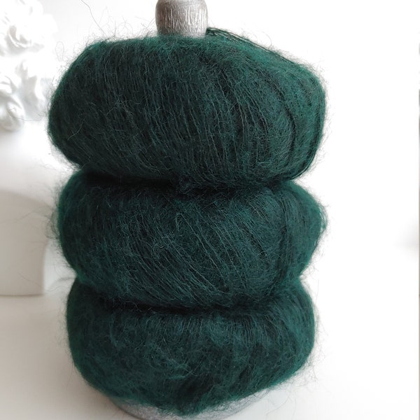 Darkest green Kid mohair,Lace weight yarn,worm and soft yarn, winter yarn, 25gr