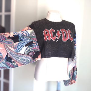 Rock Shirt Rolling Stones Inspired Poncho. Upcycled festival poncho. Upcycled tee poncho. Concert Boho Hippie shirt. Size M/L. JTrove