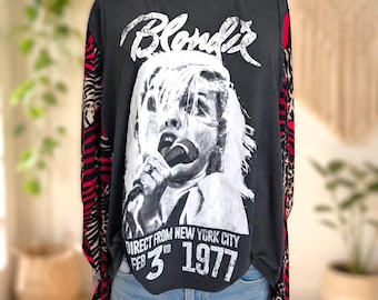 Poncho en t-shirt de groupe upcyclé, T-shirt Blondie upcyclé, Cache-maillot oversize style bohème festival