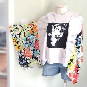 Stevie Nicks Inspired T-Shirt Poncho. Upcycled festival poncho. Upcycled tee poncho. Concert Boho Hippie shirt. Free Size.