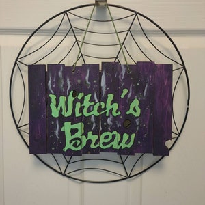 Halloween - Hexengebräu Hängendes rustikales Holzschild