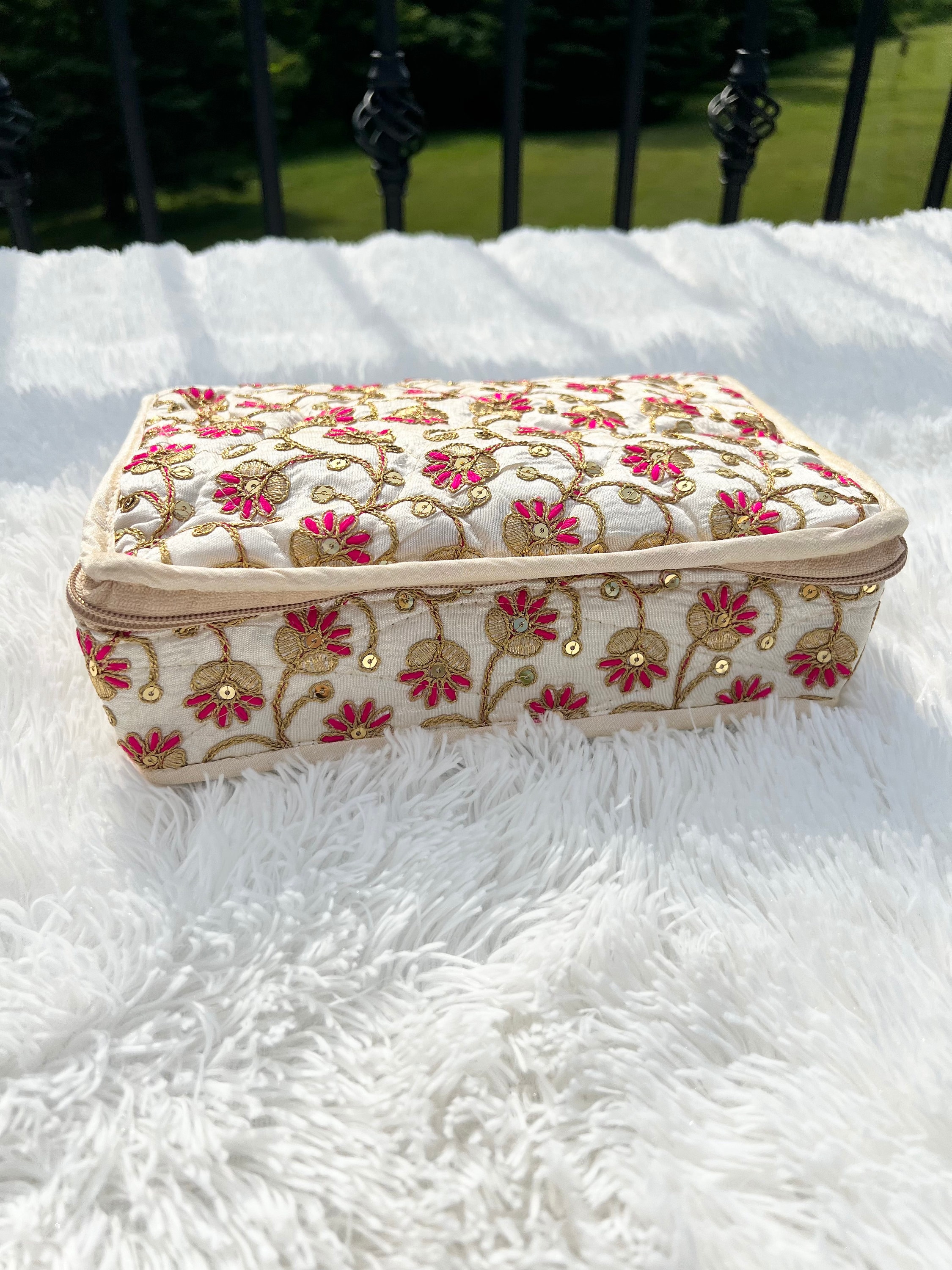 Indian Jewelry Pouch, Zardozi Wedding Jewelry Box, Bridal