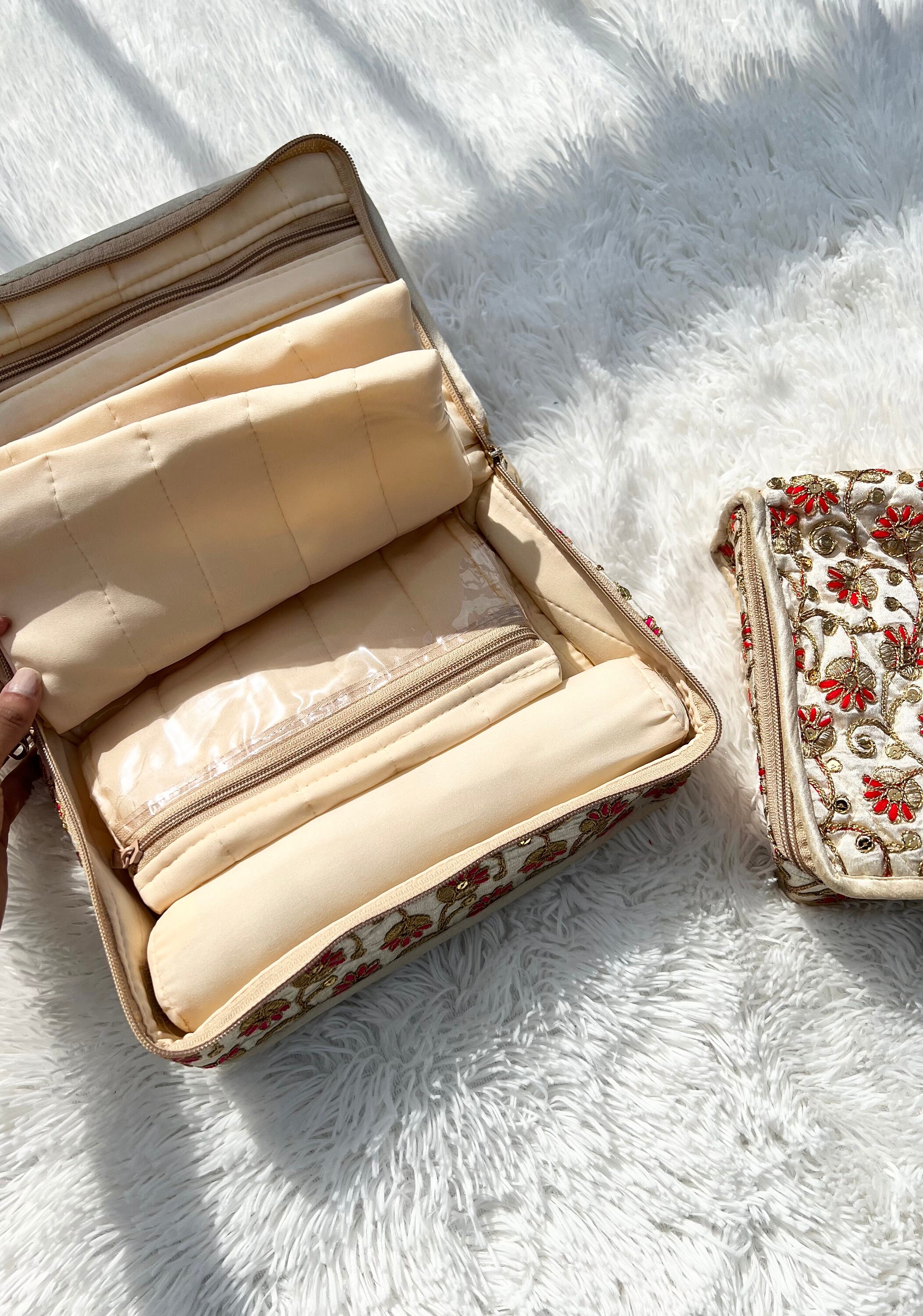 Zardozi Indian Jewelry Pouch: Bridal Travel Case With Zipper