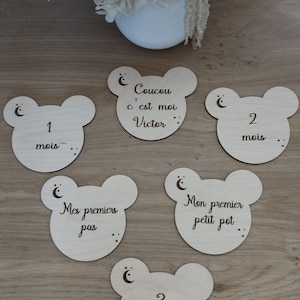 carte étape naissance en bois personnalisée