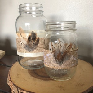 Vase or centerpiece feather wraps