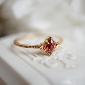 10K Gold, Natural Garnet, Marquise Shape, Rose Cut, Vintage Ring, Dainty Ring, Unique Engagement Ring, Genuine Gemstone, Promise Ring, Gift