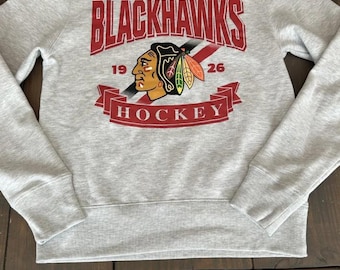 Vintage Chicago Blackhawks Sweatshirt Crewneck, Vintage Blackhawks shirt, Chicago Hockey Fan shirt, Hockey Tee, Blackhawks Sweatshirt