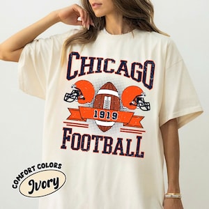 Chicago Football Vintage Style Comfort Colors T-Shirt, Retro Chicago Football T-Shirt, Chicago Fan Gift, Sunday Football