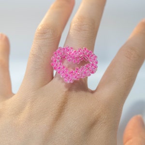 Anillos de cuentas, Lindo anillo hecho a mano de corazón, Regalo encantador, Novia, Joyas con cuentas, Cuentas diferentes, Anillos únicos, Anillo de ajuste para niños, Rosa