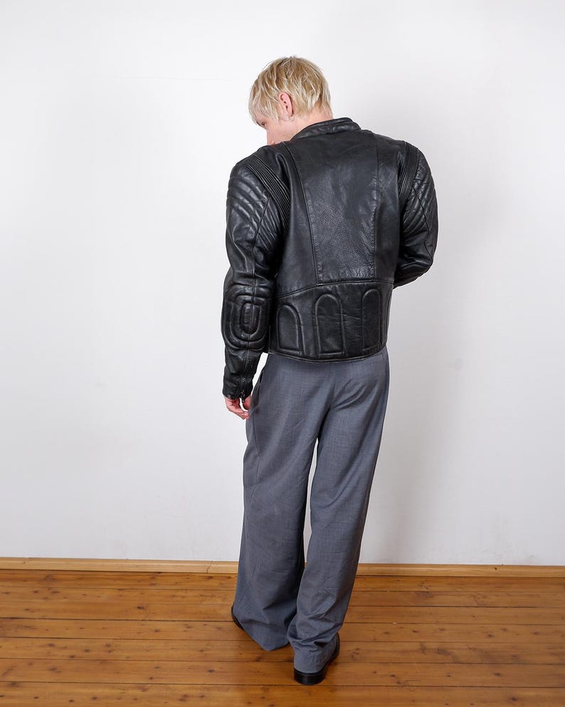 Vintage 80s black motorcycle leatherjacket, grunge biker leather jacket, women S-L, men S-M image 6