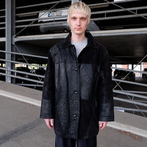 Vintage zwart leren jack met patchwork: jaren 90 grunge-bovenkleding (L-XL)