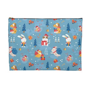 Animal Christmas Party Print Accessory Pouch