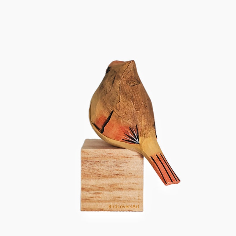 Northern Cardinal Bird Statue Wooden Hand Carved Painted Bird Ornaments image 8