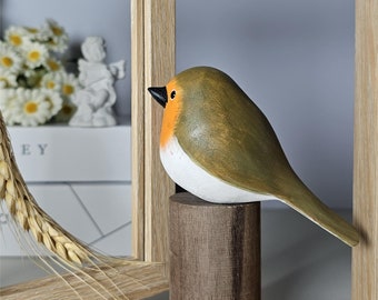 Exquisite Hand-Painted Robin Figurine, Artisan-Crafted Wooden Bird, Ideal Gift for Bird Enthusiasts, Unique Home Decor Piece