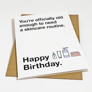 Carte d'anniversaire officiellement ancienne - Carte d'anniversaire amusante pour sœur aînée, tante et maman - Carte d'anniversaire routine de soins de la peau
