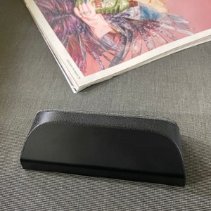 Handmade leather glasses case