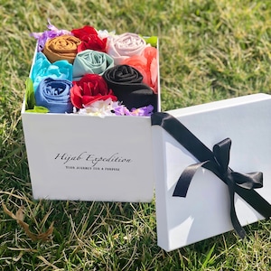 Hijab Bouquet Gift (Box and decorations Only-it’s Customizable, Hijabs sold separately, choose from our shop)