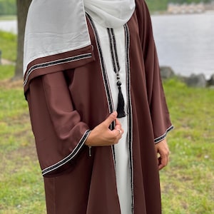 Conjunto Abaya Ameerah