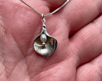 Sterling Silver Calla Lily Necklace, Freshwater Pearl Necklace, Flower Necklace