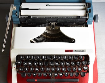 Erica typewriter, Typewriter, Typewriter Erica, typewriter with suitcase, portable typewriter, typewriter in good condition, good typewriter