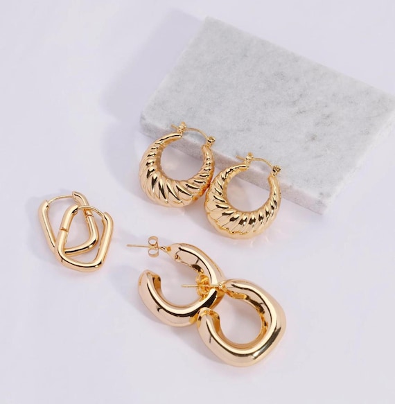 Two-Tone 10mm Reversible Huggie Hoop Earrings In Sterling Silver & 10kt - Foto 4