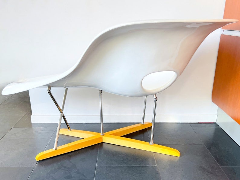 Vintage Replica of the Iconic Vitra 'la Chaise' Etsy
