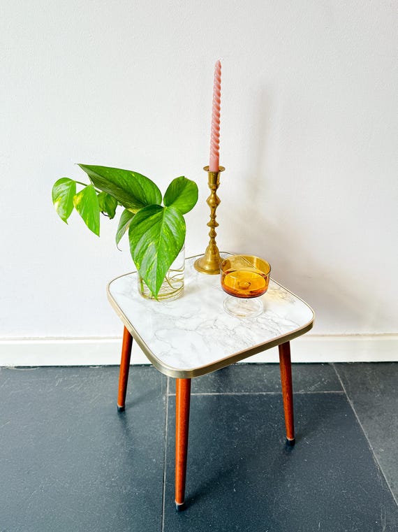 Vintage plant table made of wood / formica - Mid Century - side table - Marble look