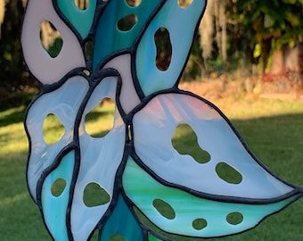 Stained Glass Monstera Suncatcher: Pastel Colors, Adansonii Leaf
