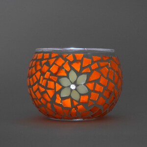 Medium sized mosaic light