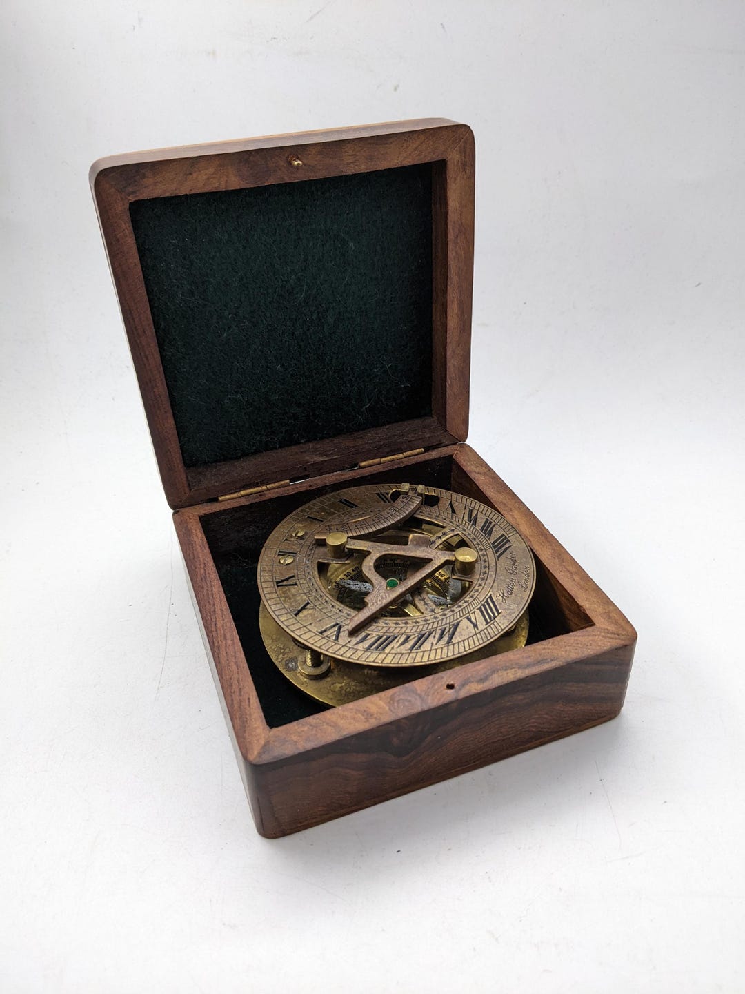 Hatton Box Vintage Hatton Garden Brass Sun Dial and Compass in Its Original Box ...