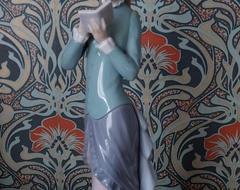 Lladro Figurine, Lady Reading Book, #5000, Retired - Etsy