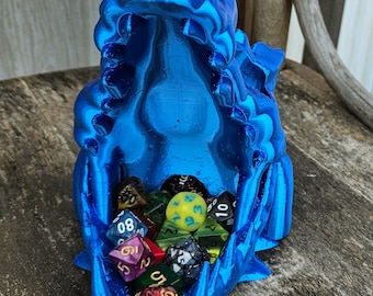 Dragon head dice tower