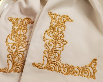 Machine Embroidery Monogram (Letter 'L'), Personalized Christmas Napkins, Personalized Holiday Gift, Wedding Napkin Font