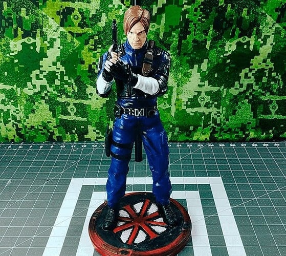 1/12 Resident Evil Ada Wong Action Figures Environmentally Friendly PVC  Action Figures Exquisite Birthday Gifts Action Figure Statue Anime  Character Model Collectibles Ornaments Adult Toys, Figures -  Canada